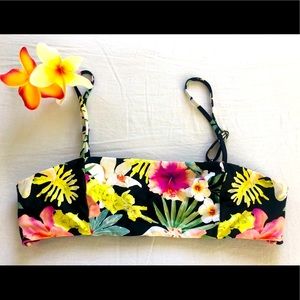 Rip curl reversible hawaiian floral bikini top